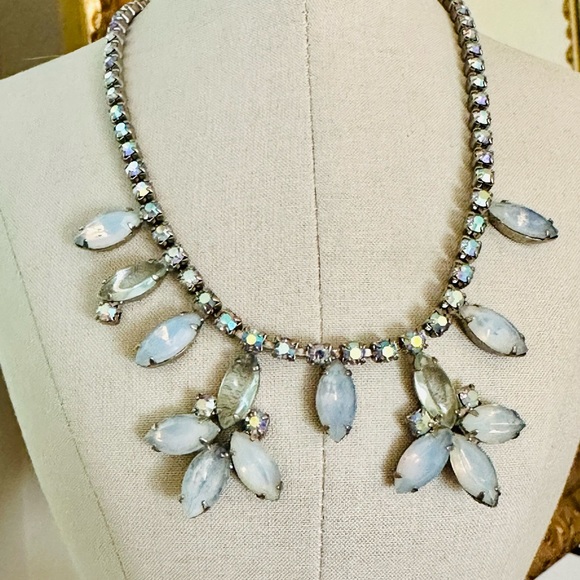 Vintage Blue Rhinestone Necklace - Picture 6 of 14